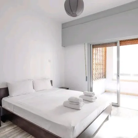 Flat Near The Sea شقة *